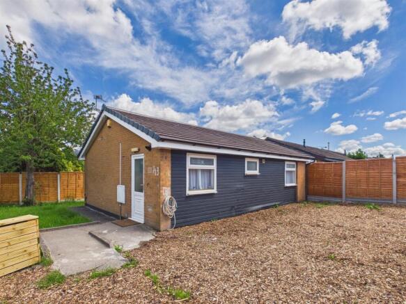 2 bed property, in Wigman Road, £220,000