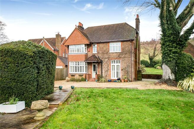 5 bed property, in London Road, £950,000