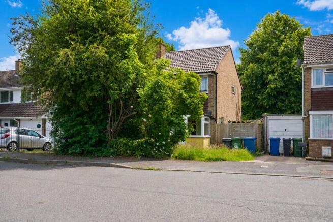 3 bed property, in 56 Collett, £45,000