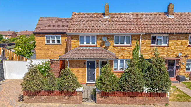 5 bed property, in St Patricks Place, £550,000