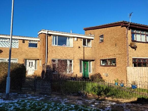 3 bed property, in Merriman Green, £75,000