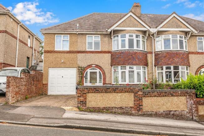 4 bed property, in St. Francis Road, £485,000