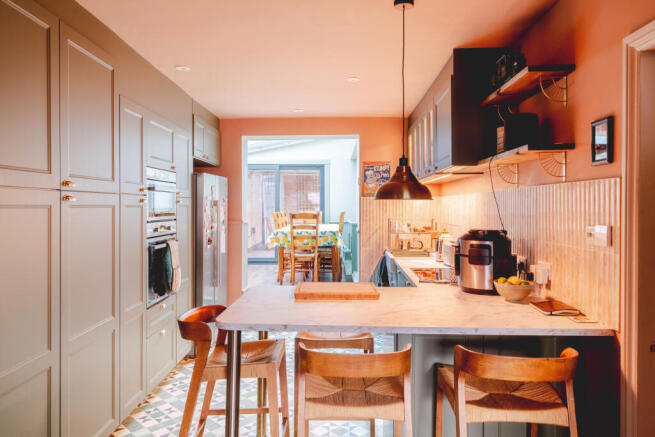 3 bed property, in Totterdown, £475,000