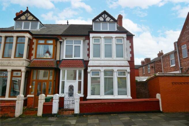 5 bed property, in Ormiston Road, £260,000