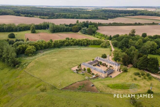 8 bed property, in Fineshade, £2,000,000
