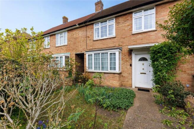 3 bed property, in Buttermere Drive, £875,000