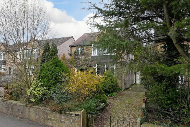 3 bed property, in Abbeydale Road South, £530,000