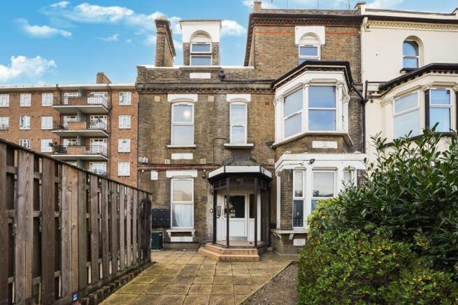 10 bed property, in Green Lanes, £1,700,000
