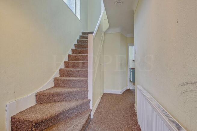 4 bed property, in Tanfield Avenue, £750,000