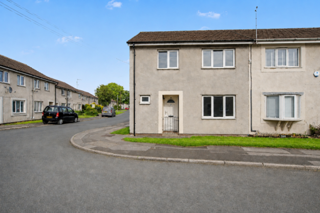 3 bed property, in 150 New Rough Hey, £60,000