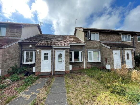 1 bed property, in Finchale Close, £55,000