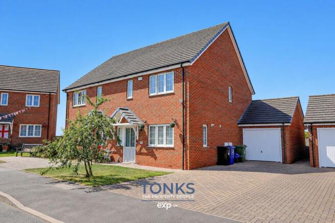 3 bed property, in Church Street, £240,000