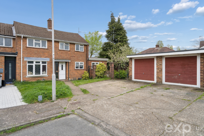 3 bed property, in Kenilworth Close, £600,000