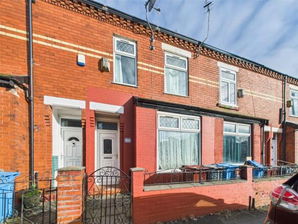 3 bed property, in Dunstable Street, £215,000