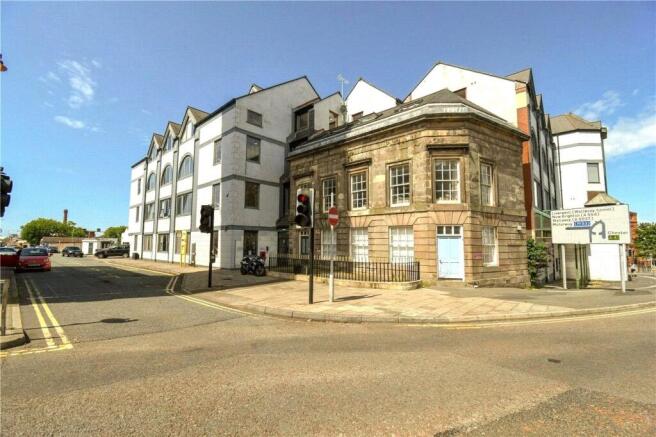 1 bed property, in Canning Street, £50,000