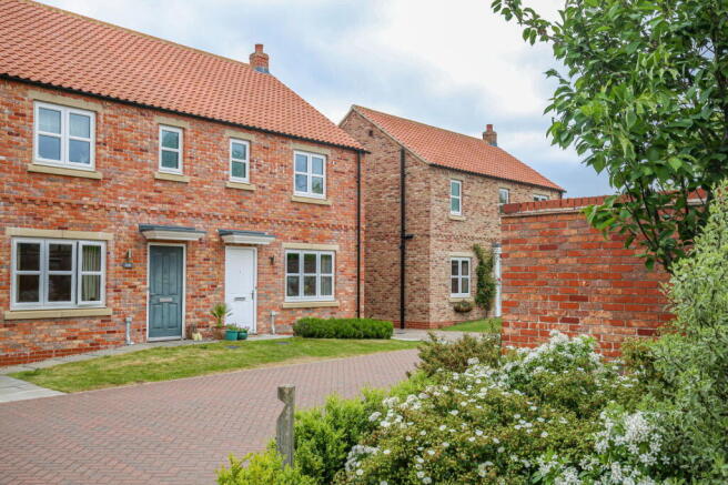 3 bed property, in Great Ouseburn, £375,000