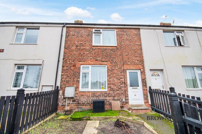 2 bed property, in Wellington Street, £110,000