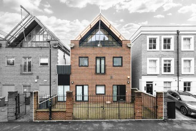 2 bed property, in Morecambe Street, £2,200,000