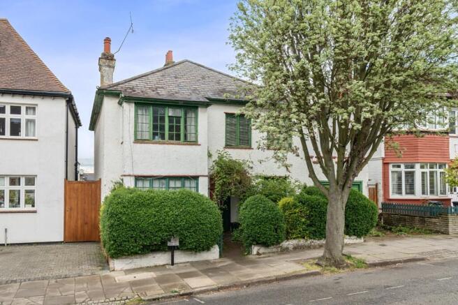 3 bed property, in Tregaron Avenue, £1,400,000