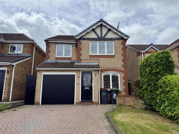 3 bed property, in Netherfield Grange, £220,000