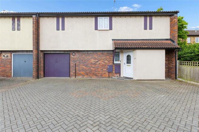 3 bed property, in Cashmere Way, £375,000