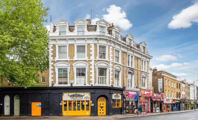 1 bed property, in 56-58 Camberwell Church Street, £190,000