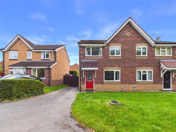 3 bed property, in Cherry Dale Road, £230,000