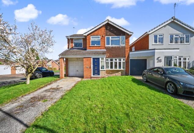4 bed property, in Grange Road, £375,000