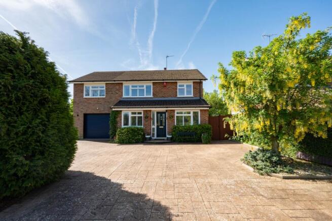 5 bed property, in Millfield, £760,000
