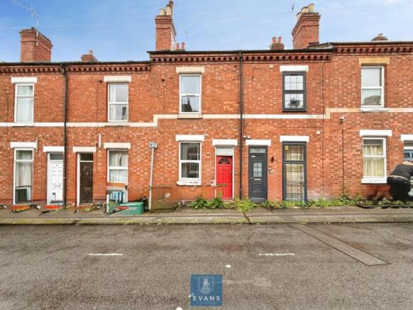 5 bed property, in Gordon Street, £220,000