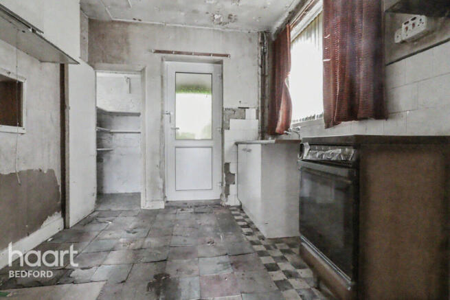 3 bed property, in The Hoo, £285,000