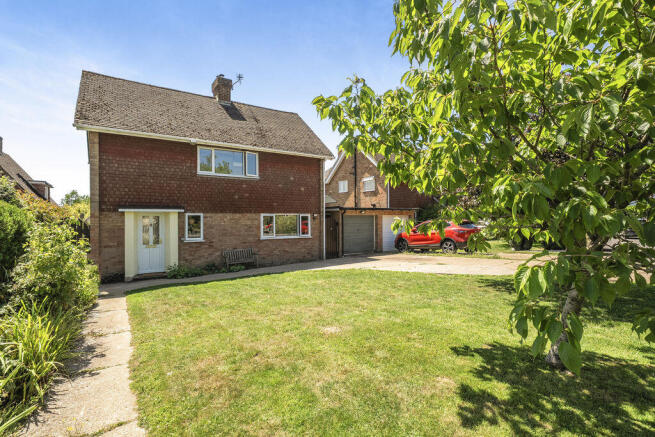 3 bed property, in Limden Close Stonegate, £525,000