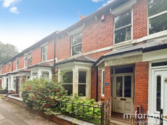 3 bed property, in Quarry Road, £230,000