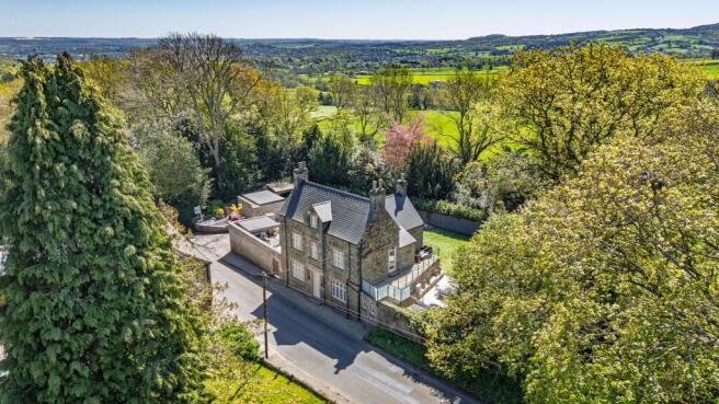 4 bed property, in Discover the charm and elegance of Church View House..., £1,400,000