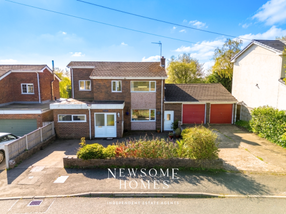 4 bed property, in Cefn Road, £320,000