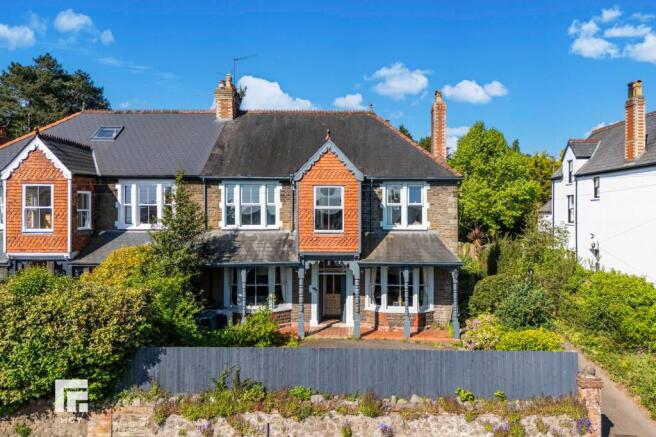 6 bed property, in Heol Isaf Radyr Cardiff CF15 8DY, £995,000