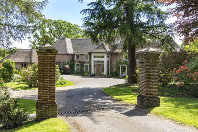 5 bed property, in Parrock Lane, £3,500,000