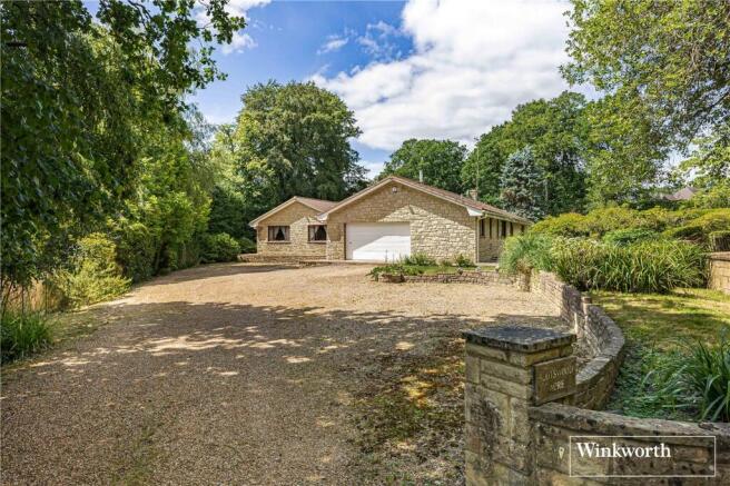 4 bed property, in Devenish Road, £1,500,000