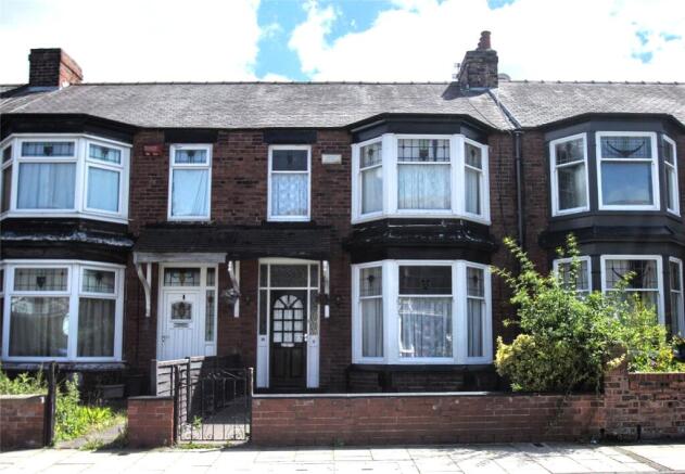 3 bed property, in Oxford Road, £165,000