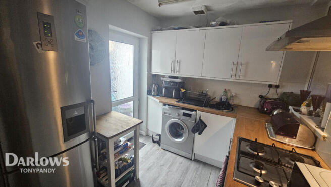 3 bed property, in Primrose Terrace, £130,000