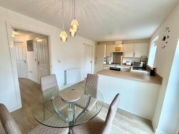 3 bed property, in The Best Of Both Worlds, £415,000