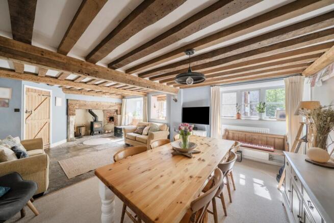3 bed property, in Horn Street, £575,000