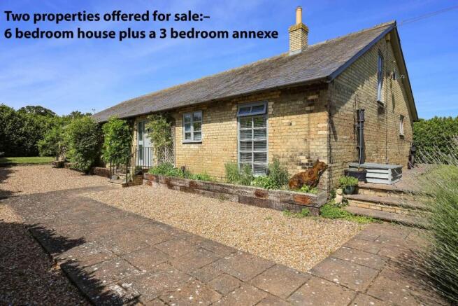 6 bed property, in Thriplow Heath, £1,000,000