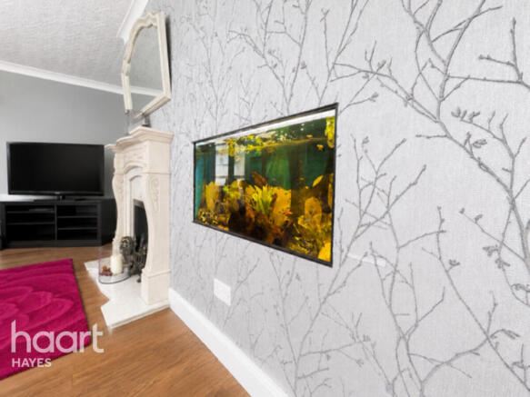 3 bed property, in Hayman Crescent, £500,000