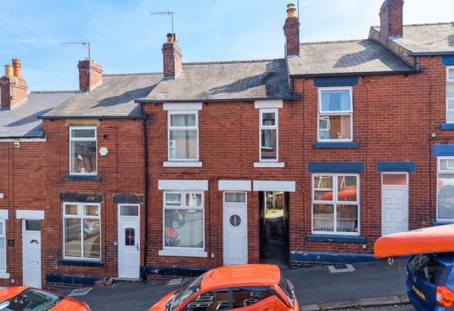3 bed property, in Cartmell Road, £190,000