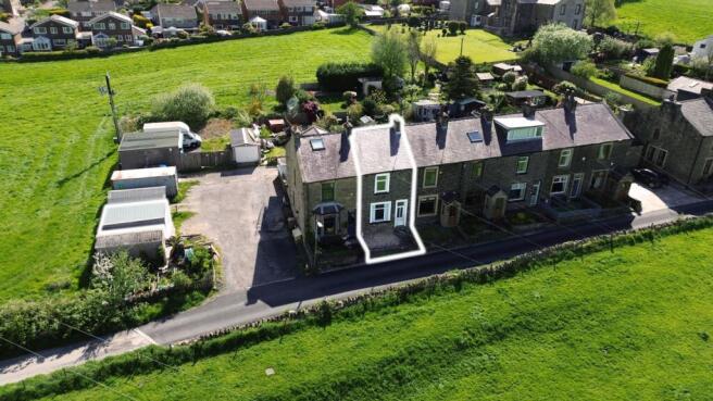 3 bed property, in Walverden Road, £169,950