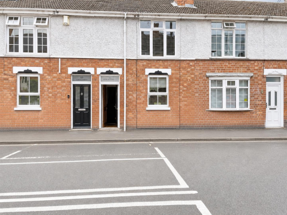 3 bed property, in Albion Street, £300,000