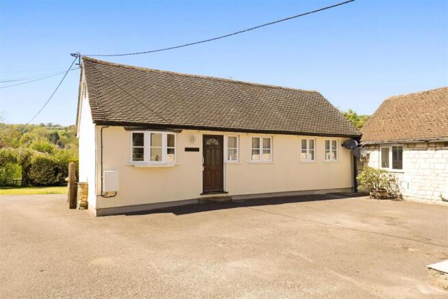 1 bed property, in Paganhill, £200,000
