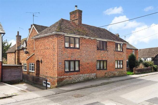 5 bed property, in Church Street, £900,000