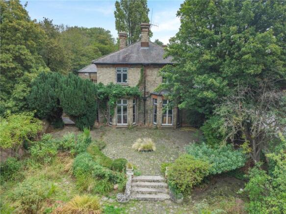 Land, in Roehampton Vale, £2,000,000